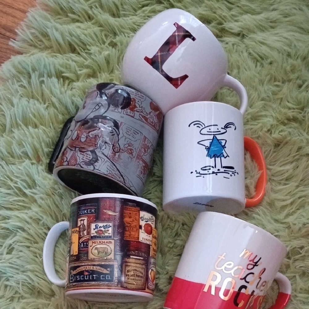 MYSTERY MONDAY FUNDAY MUG SALE